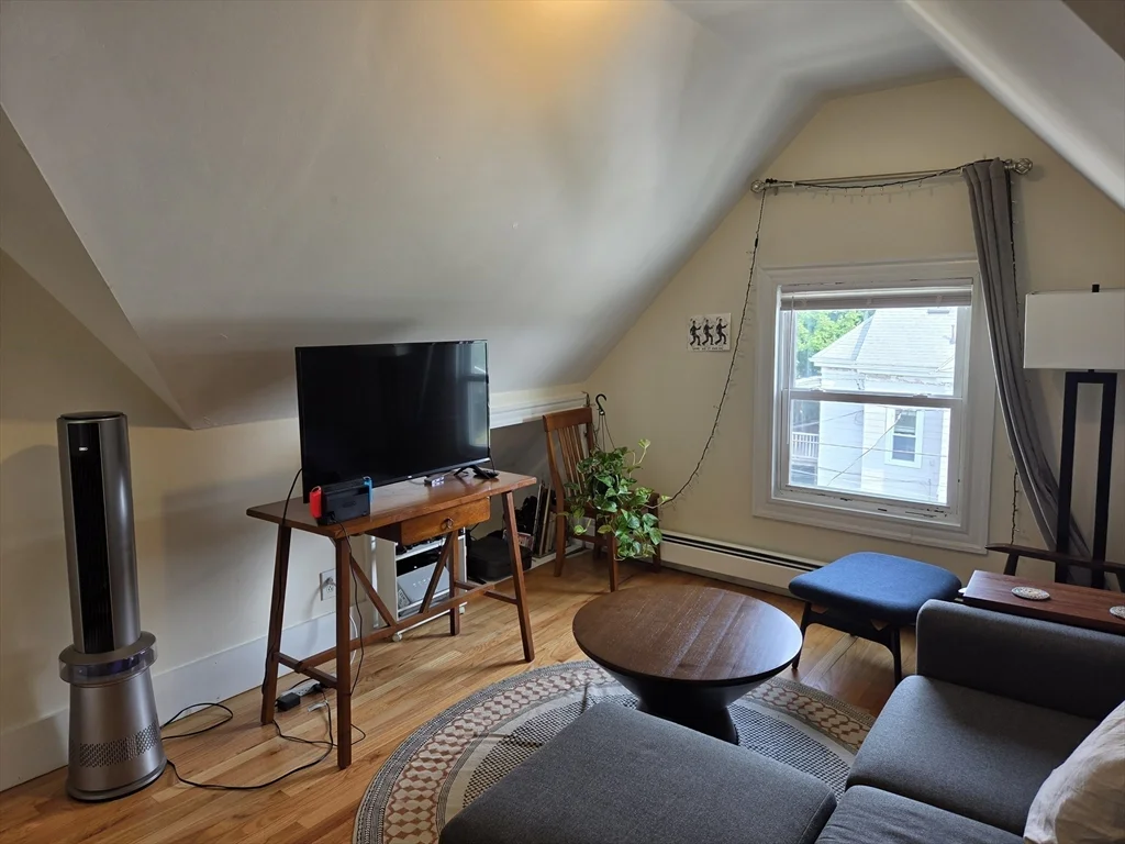 1 bed, 1 bath apartment for rent at 27 Medford St Unit 3, Medford — photo 4 of 14
