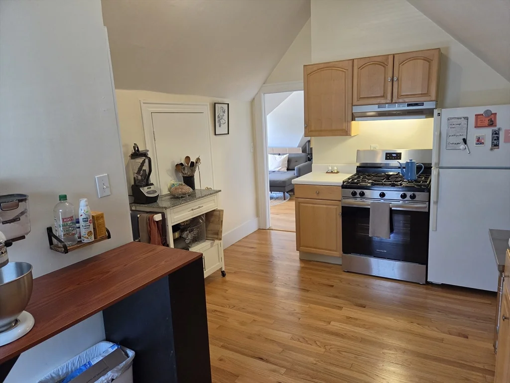 1 bed, 1 bath apartment for rent at 27 Medford St Unit 3, Medford — photo 12 of 14