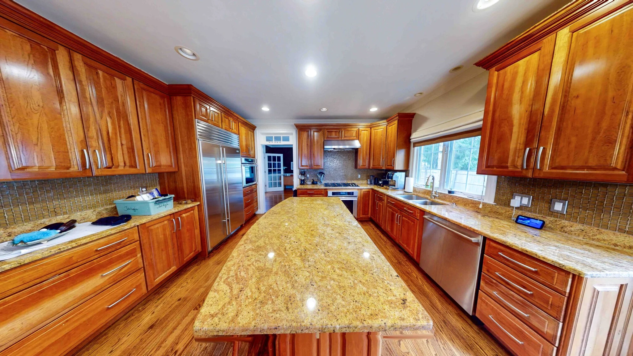 5 bed, 3.5 bath apartment for rent at 27 Mellon Rd Unit 1, Wellesley — photo 4 of 47
