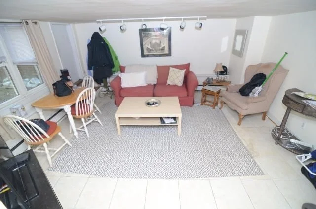 2 bed, 1 bath apartment for rent at 27 Melrose St Unit 1, Back Bay — photo 2 of 6
