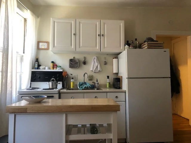 1 bed, 1 bath apartment for rent at 27 Melrose St Unit 4, Bay Village