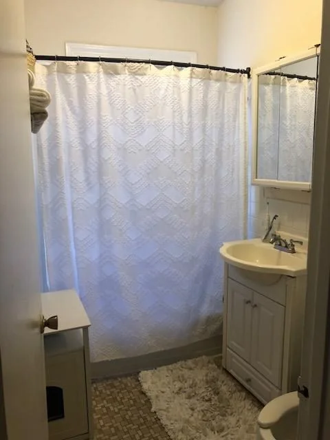 1 bed, 1 bath apartment for rent at 27 Melrose St Unit 4, Bay Village — photo 6 of 11
