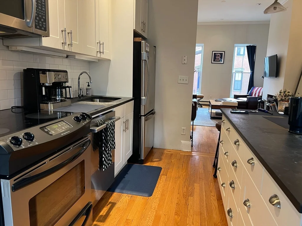 1 bed, 1 bath apartment for rent at 27 Milford St Unit 2, South End — photo 4 of 17
