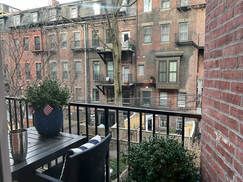1 bed, 1 bath apartment for rent at 27 Milford St Unit 2, South End — photo 15 of 17