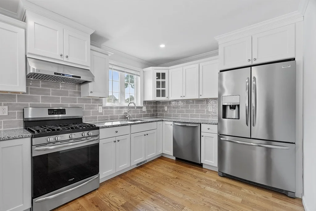 2 bed, 2 bath apartment for rent at 27 Mill St Unit D, Quincy — photo 3 of 24