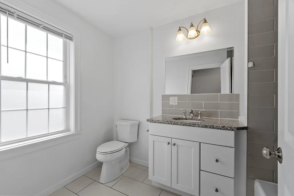 2 bed, 2 bath apartment for rent at 27 Mill St Unit D, Quincy — photo 10 of 24