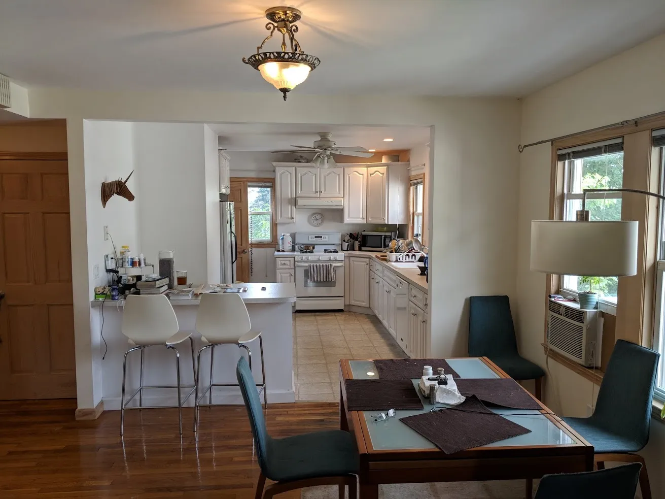 3 bed, 2 bath apartment for rent at 27 Milton Ave Unit 2, West Newton — photo 3 of 25