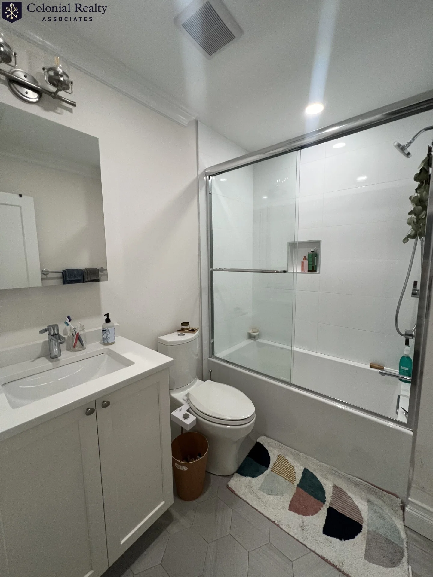 1 bed, 1 bath apartment for rent at 27 Mount Hood Rd Unit 27, Brighton — photo 7 of 10