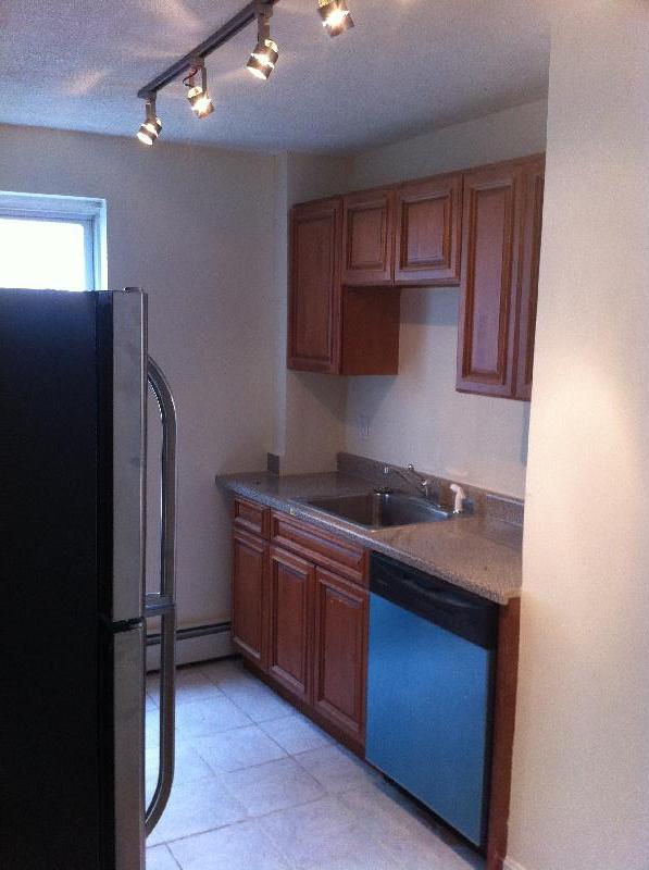 2 bed, 1 bath apartment for rent at 27 Mount Vernon St Unit 1, East Somerville — photo 4 of 7