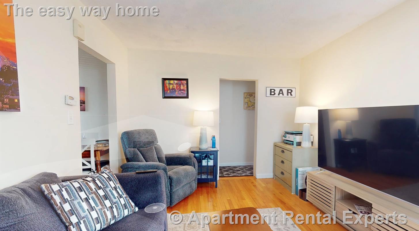 2 bed, 1 bath apartment for rent at 27 Mount Vernon St, Sullivan Square — photo 6 of 9