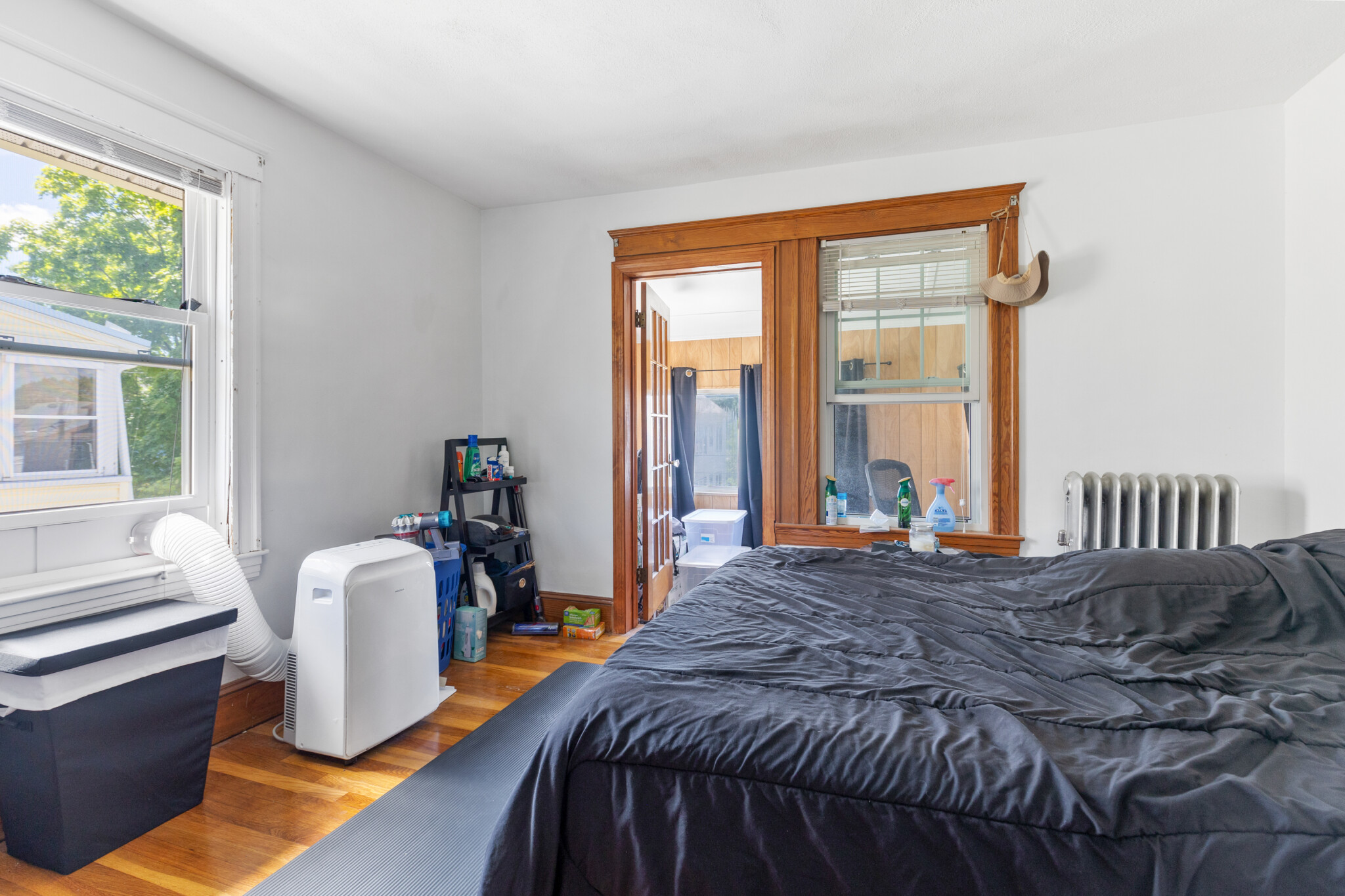 4 bed, 1.5 bath apartment for rent at 27 Murray Hill Rd Unit 2Nd Floor, North Cambridge — photo 5 of 16