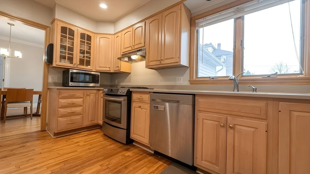 4 bed, 2 bath apartment for rent at 27 Noble St Unit 1, West Newton — photo 6 of 24
