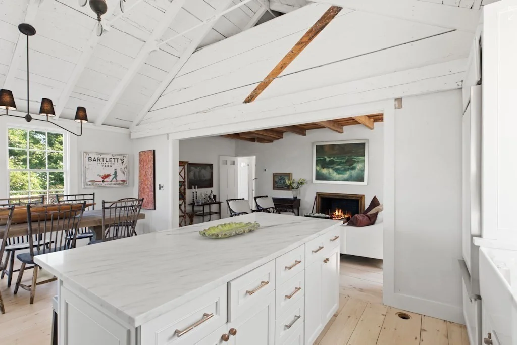 4 bed, 4+ bath apartment for rent at 27 North Liberty, Nantucket — photo 6 of 21