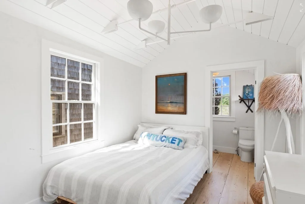 4 bed, 4+ bath apartment for rent at 27 North Liberty, Nantucket — photo 14 of 21