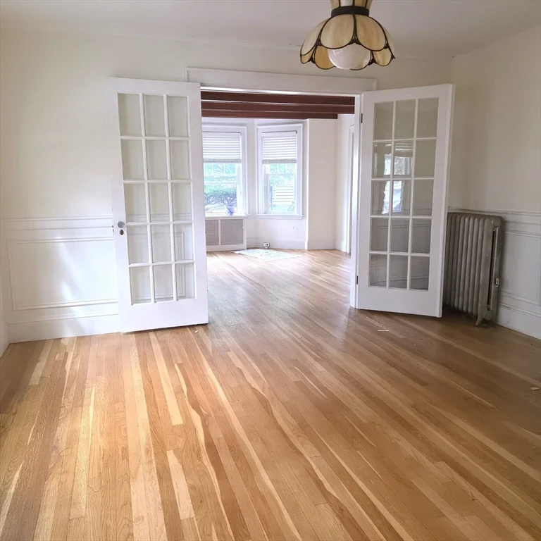 2 bed, 1 bath apartment for rent at 27 Oakley Rd Unit 1fl, Watertown — photo 3 of 14