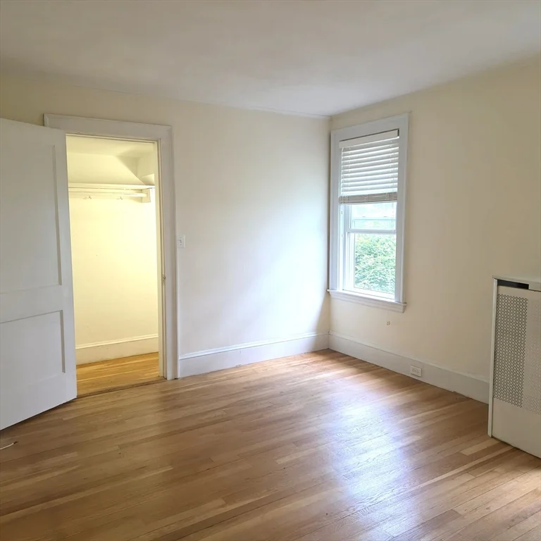 2 bed, 1 bath apartment for rent at 27 Oakley Rd Unit 1fl, Watertown — photo 5 of 14