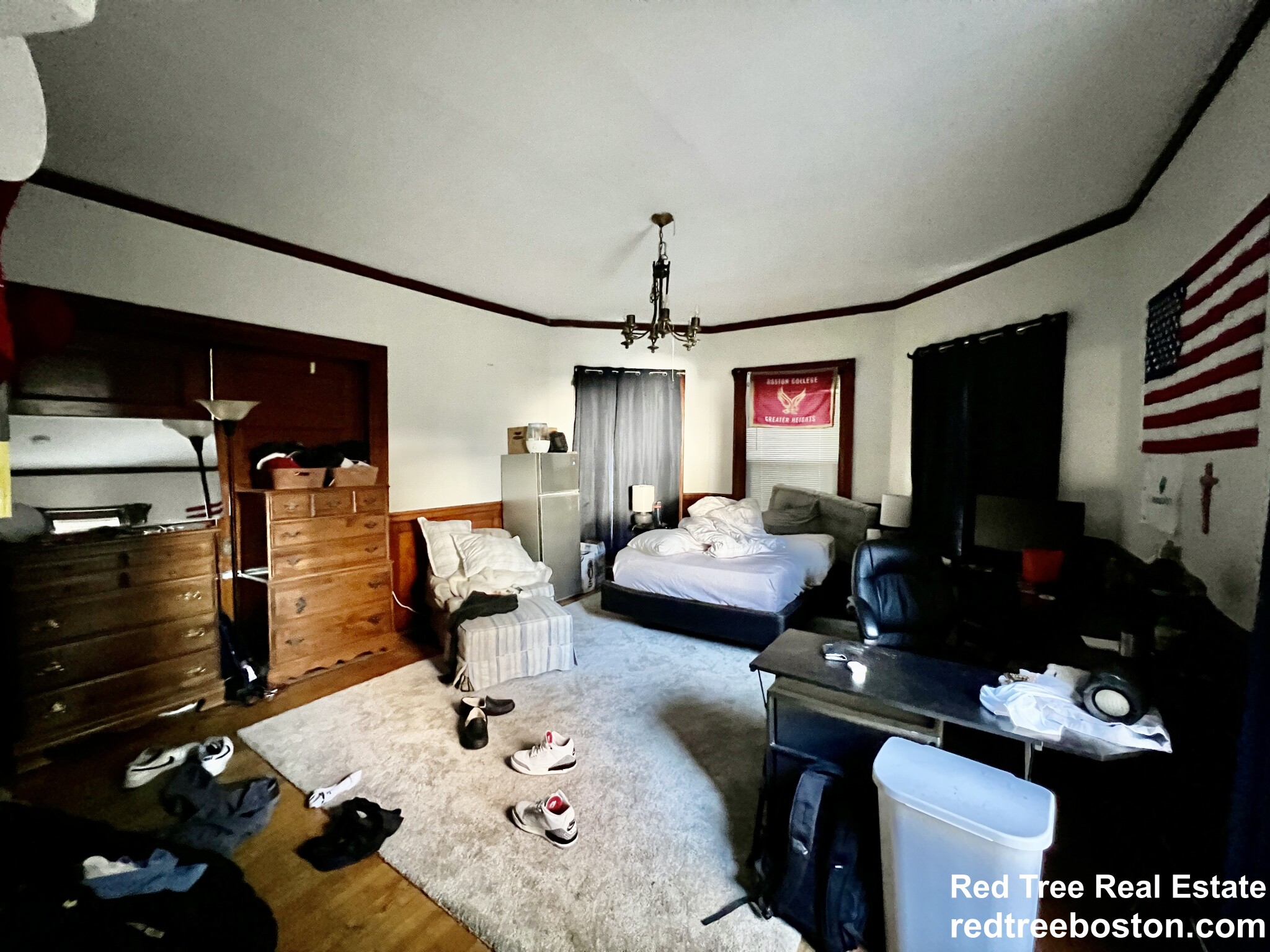 8+ bed, 3.5 bath apartment for rent at 27 Orkney Rd, Brighton — photo 6 of 26