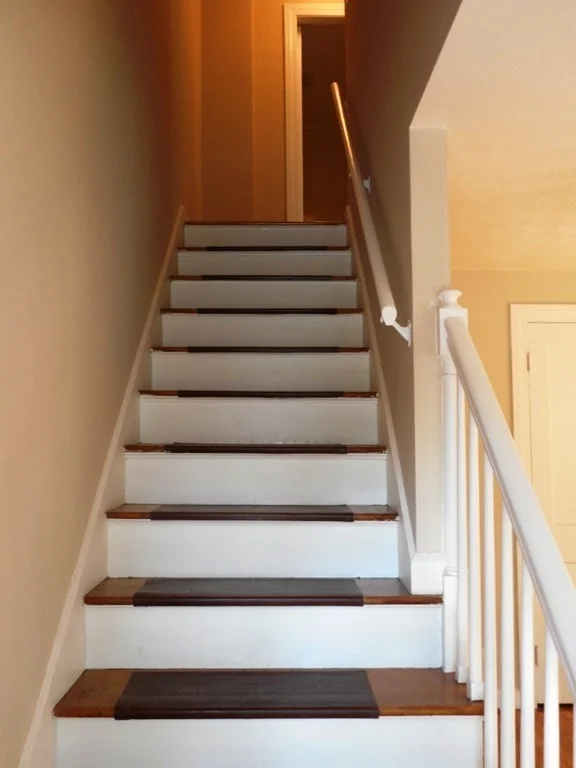 2 bed, 1 bath apartment for rent at 27 Osceola Ave Unit 27, Worcester — photo 9 of 18