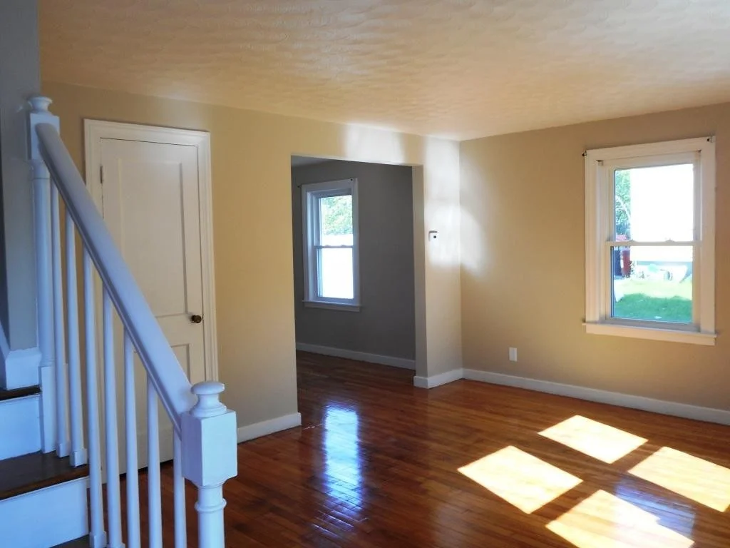 2 bed, 1 bath apartment for rent at 27 Osceola Ave Unit 27, Worcester — photo 2 of 18