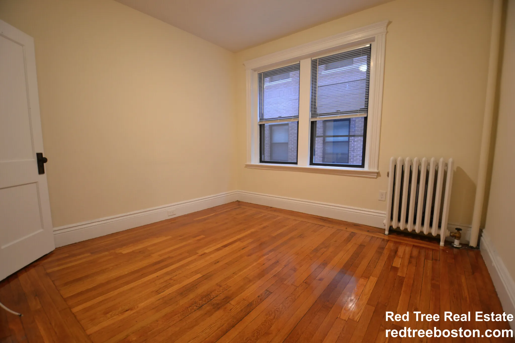1 bed, 1 bath apartment for rent at 27 Park Dr Unit 1, Fenway — photo 5 of 11
