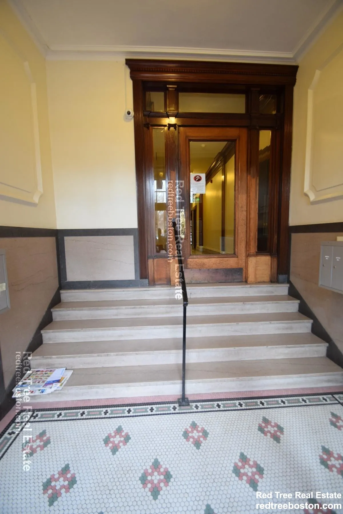 1 bed, 1 bath apartment for rent at 27 Park Dr Unit 1, Fenway — photo 9 of 11