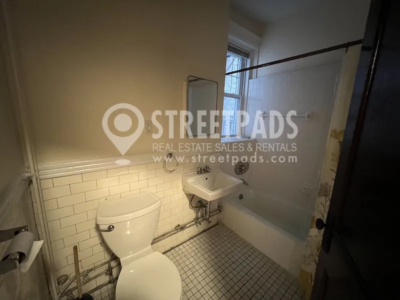 1 bed, 1 bath apartment for rent at 27 Park Dr Unit 12, Fenway — photo 20 of 24