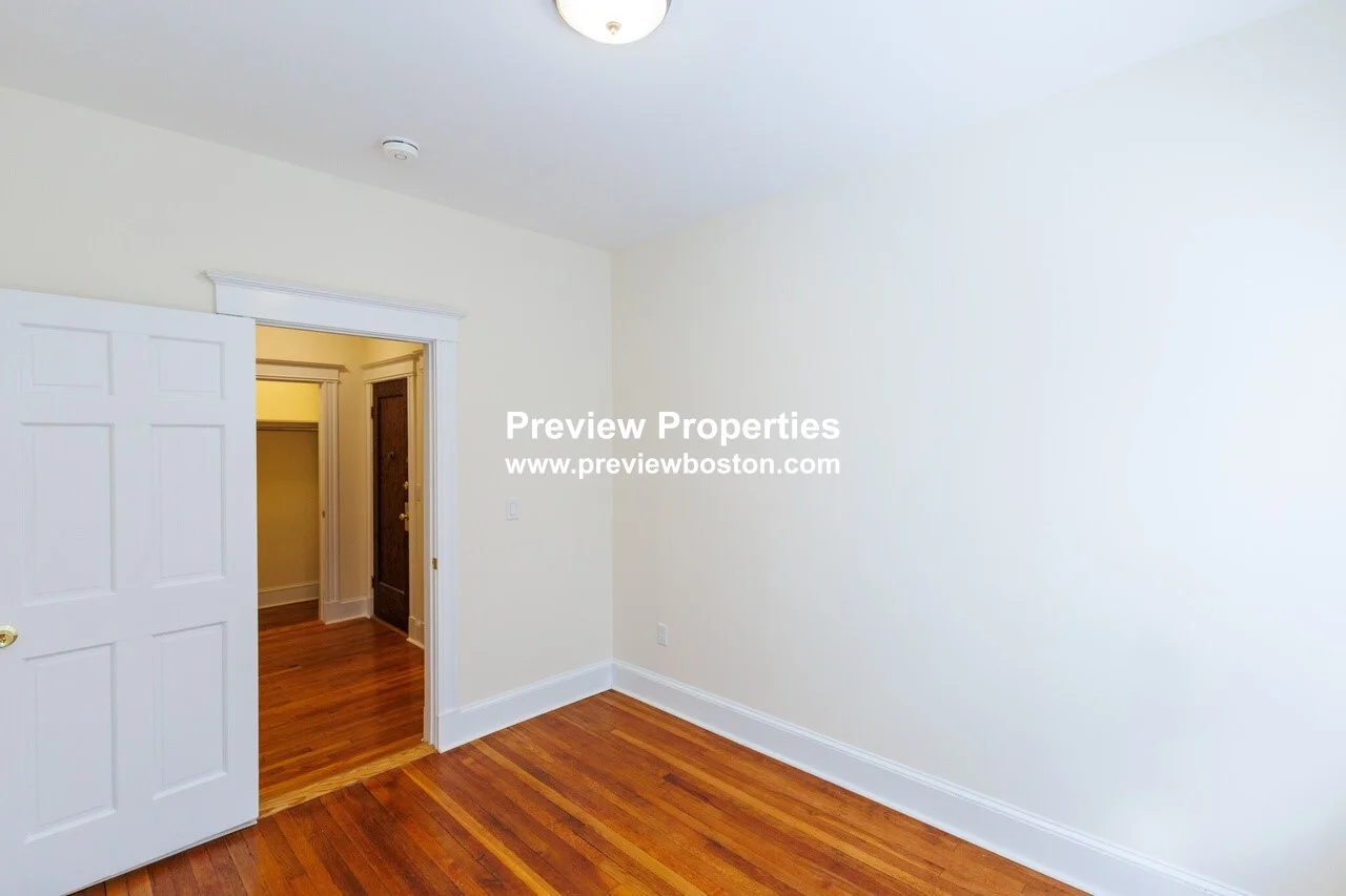 1 bed, 1 bath apartment for rent at 27 Park Dr Unit 17P, Fenway — photo 5 of 14