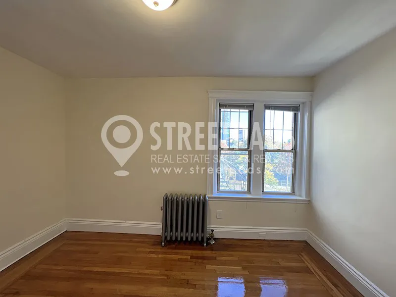 1 bed, 1 bath apartment for rent at 27 Park Dr Unit 21, Fenway — photo 17 of 25