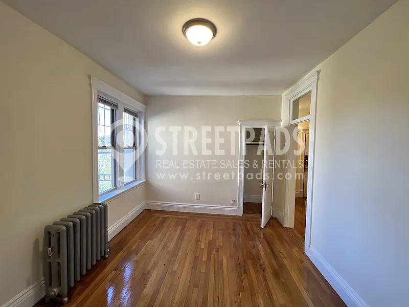 1 bed, 1 bath apartment for rent at 27 Park Dr Unit 21, Fenway — photo 20 of 25
