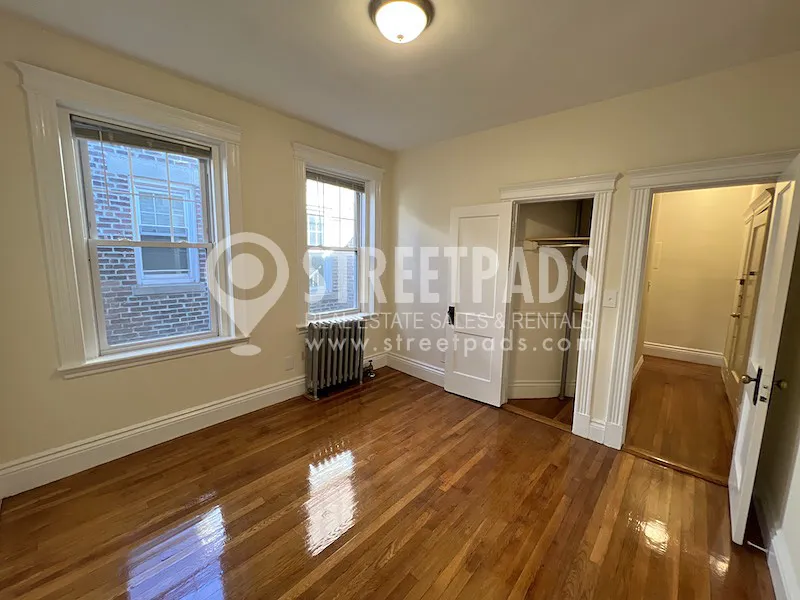 1 bed, 1 bath apartment for rent at 27 Park Dr Unit 21, Fenway — photo 9 of 25