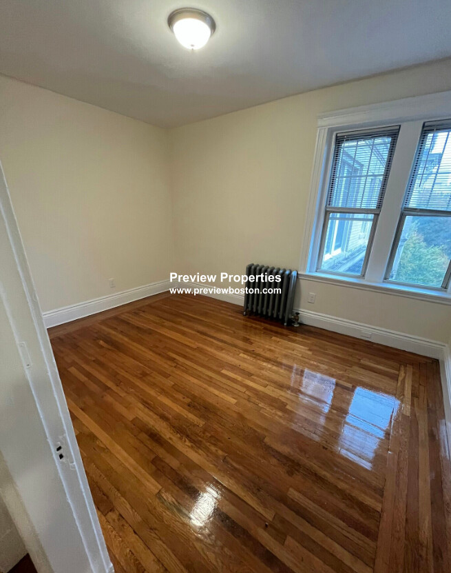1 bed, 1 bath apartment for rent at 27 Park Dr Unit 21P, Fenway — photo 6 of 11