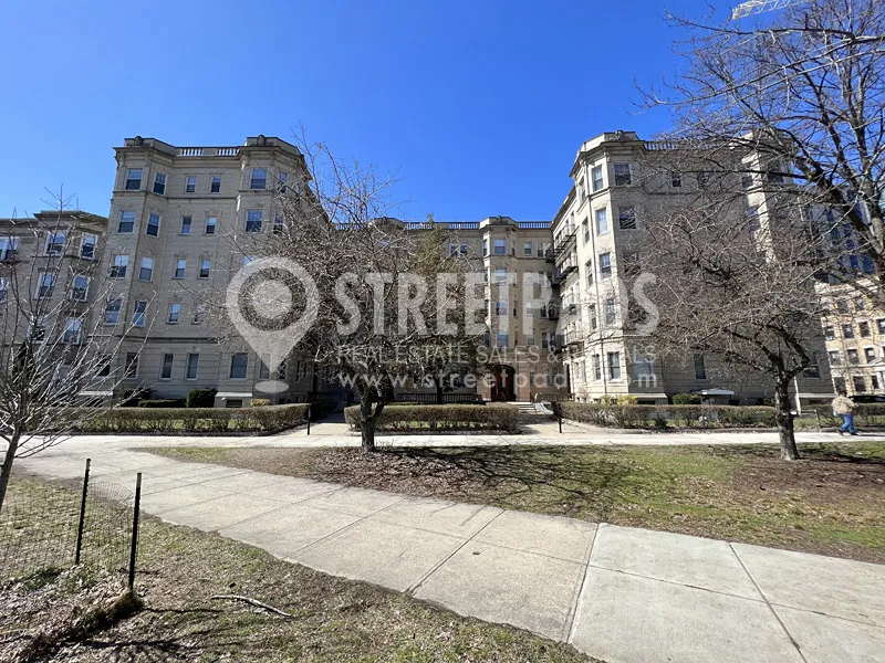 Studio bed, 1 bath apartment for rent at 27 Park Dr Unit 5, Fenway — photo 10 of 18