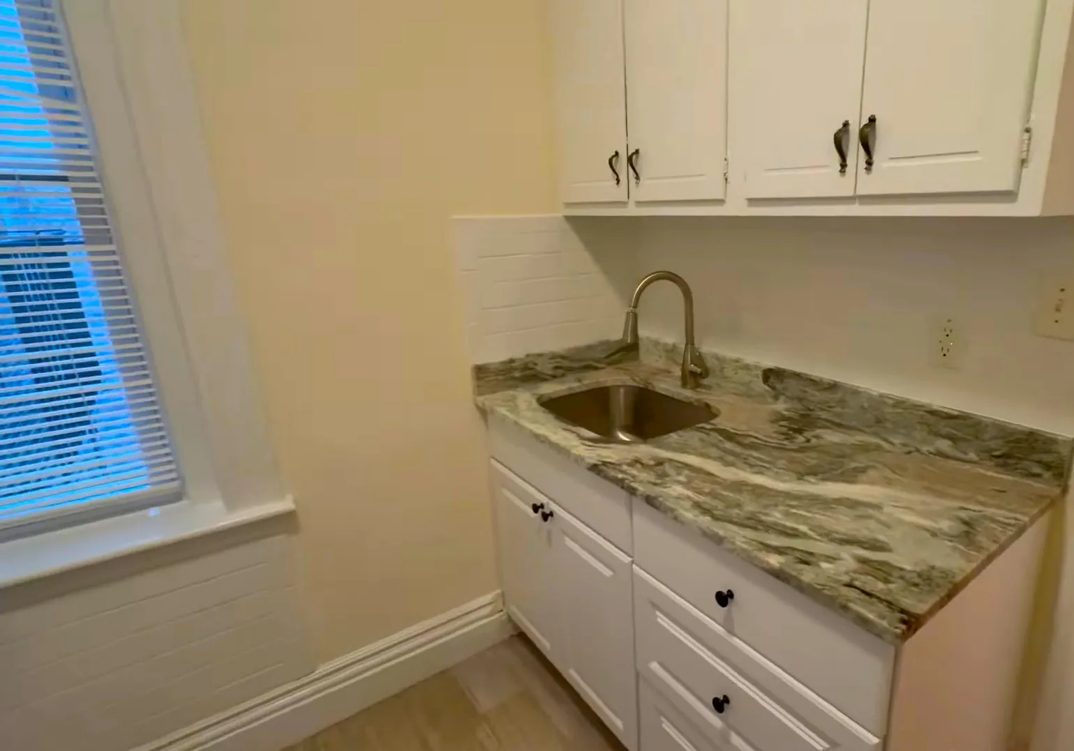 1 bed, 1 bath apartment for rent at 27 Park Dr Unit 7A, Fenway — photo 2 of 13