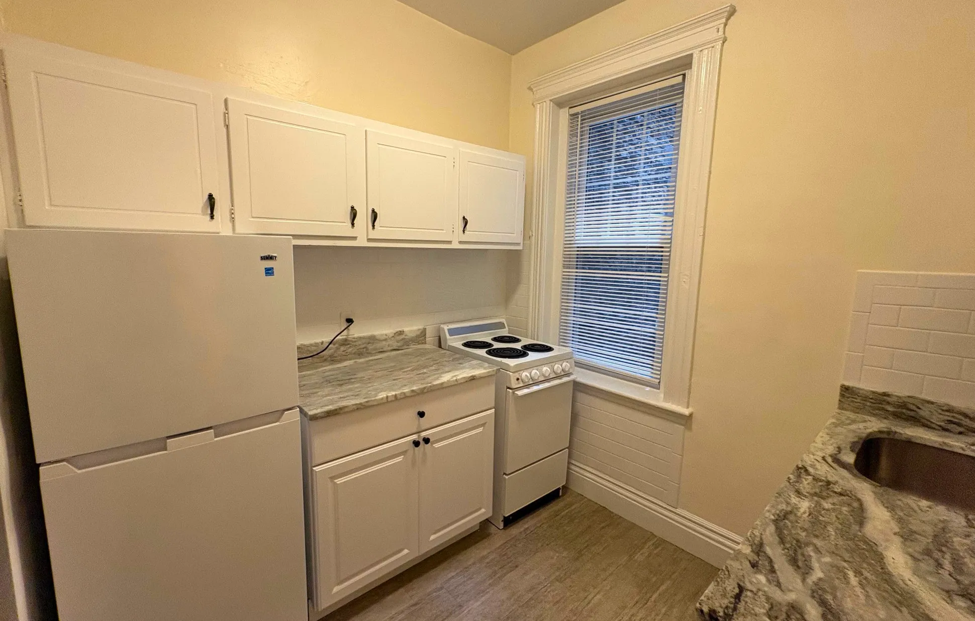 1 bed, 1 bath apartment for rent at 27 Park Dr Unit 7A, Fenway