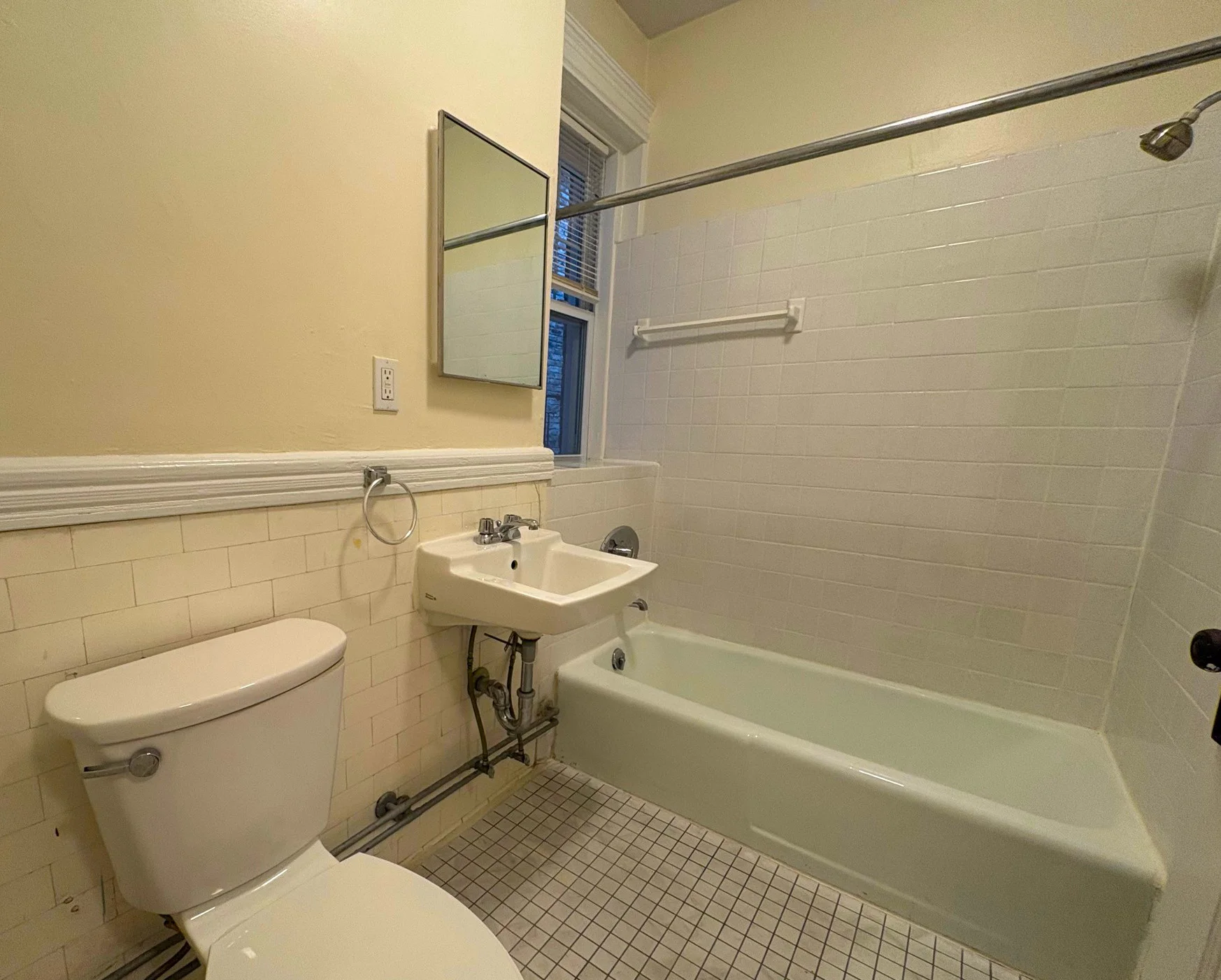 1 bed, 1 bath apartment for rent at 27 Park Dr Unit 7A, Fenway — photo 7 of 13