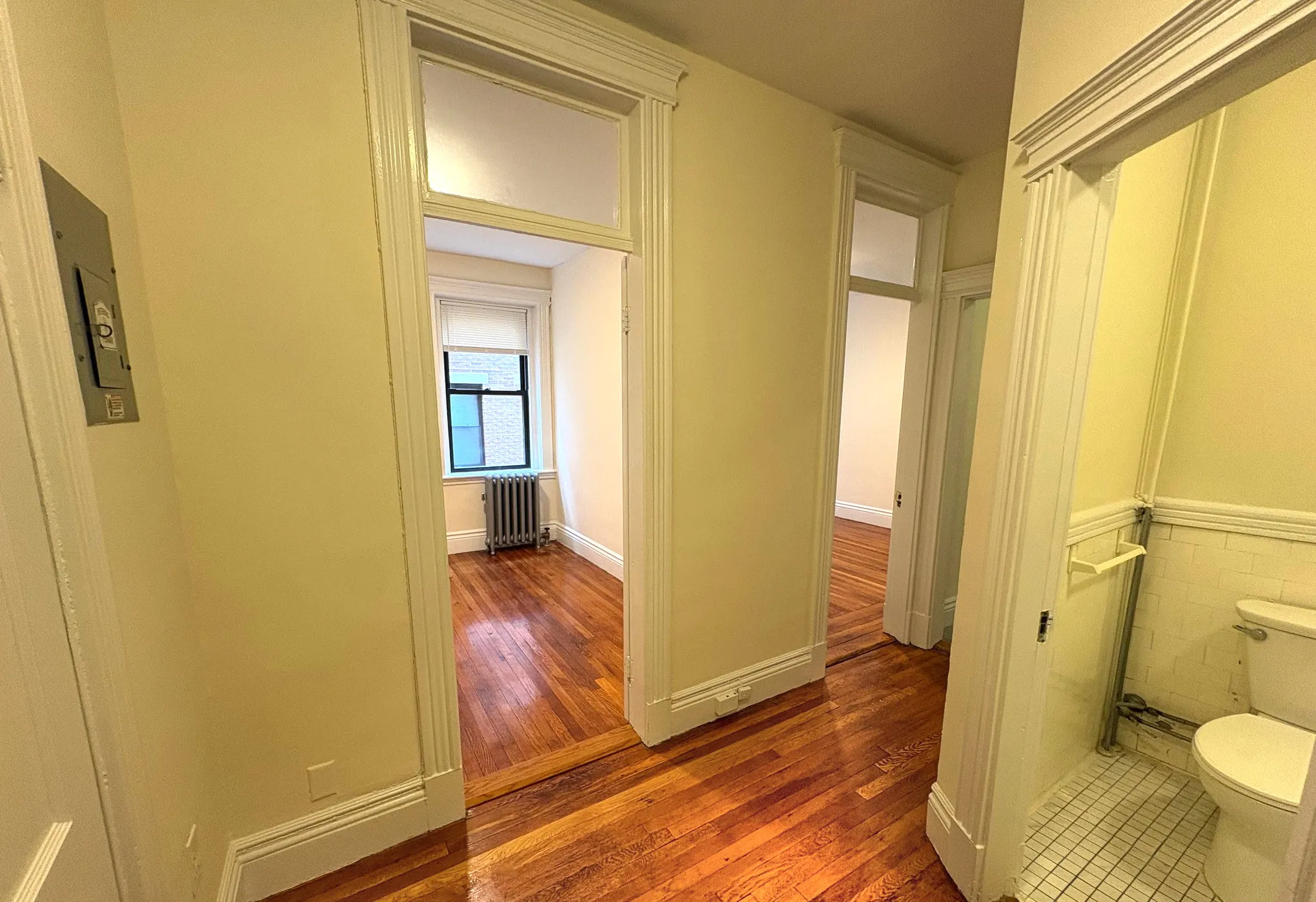 1 bed, 1 bath apartment for rent at 27 Park Dr Unit 7A, Fenway — photo 4 of 13