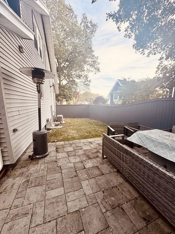 3 bed, 1 bath apartment for rent at 27 Park, East Saugus — photo 28 of 32