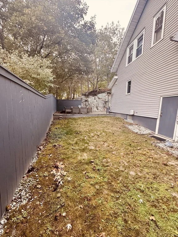 3 bed, 1 bath apartment for rent at 27 Park, East Saugus — photo 29 of 32