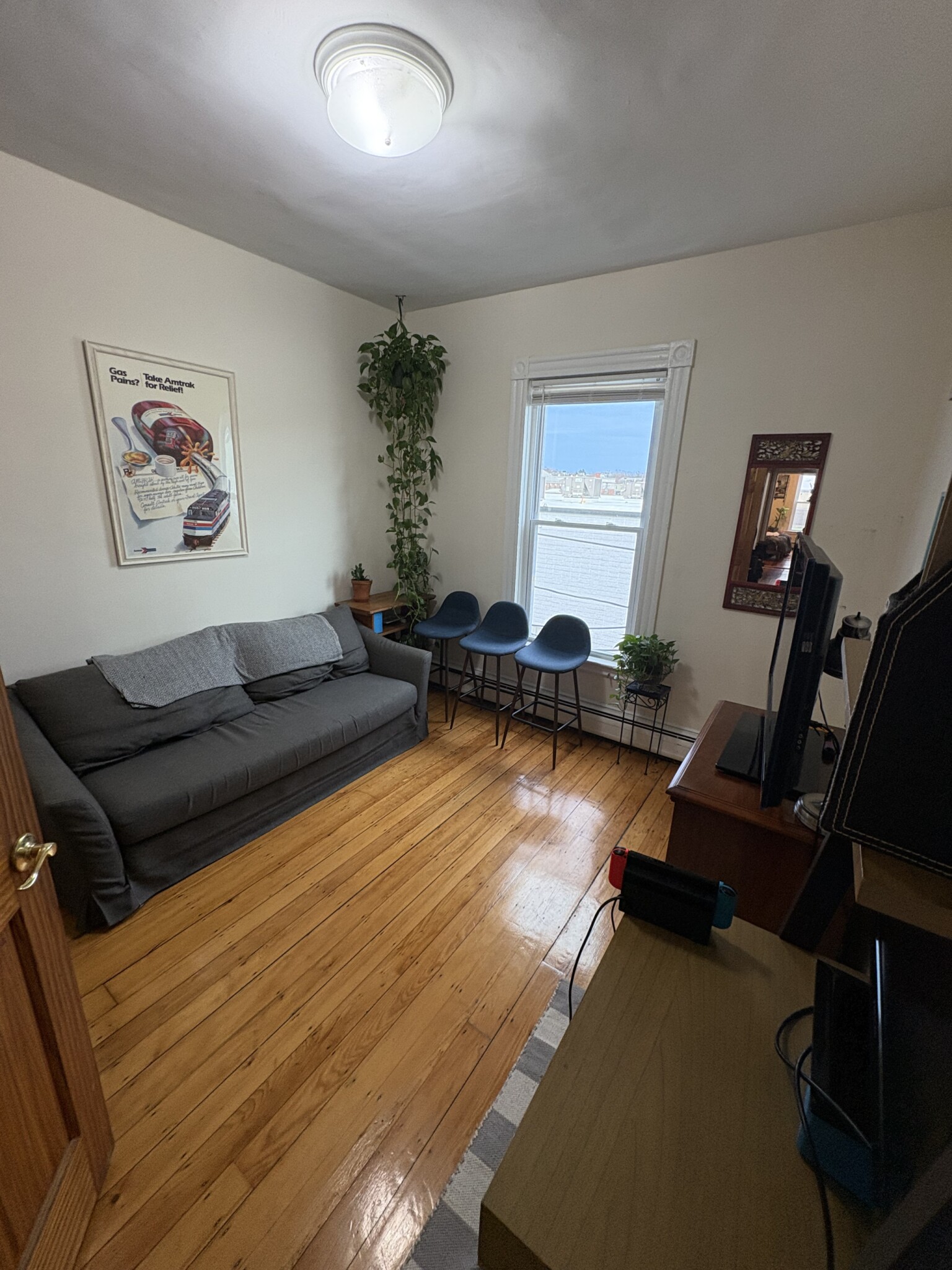 3 bed, 1 bath apartment for rent at 27 Park St Unit 5a, Ward Two — photo 5 of 18
