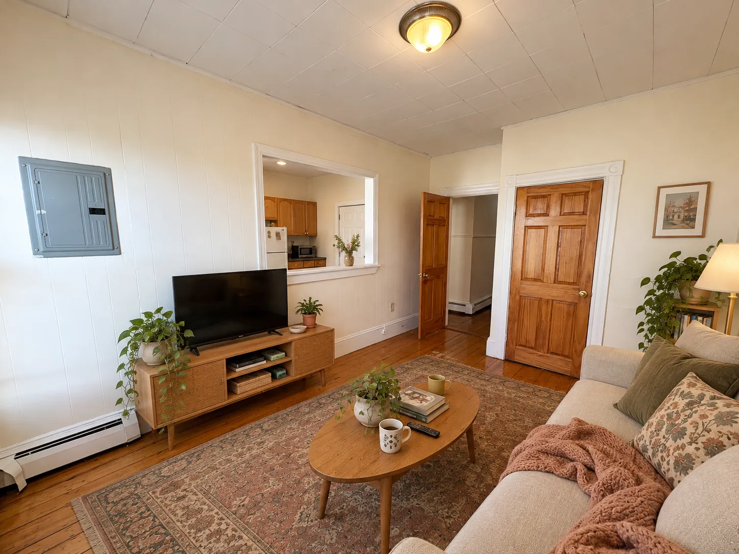 2 bed, 1 bath apartment for rent at 27 Park St Unit 6, Ward Two — photo 3 of 30