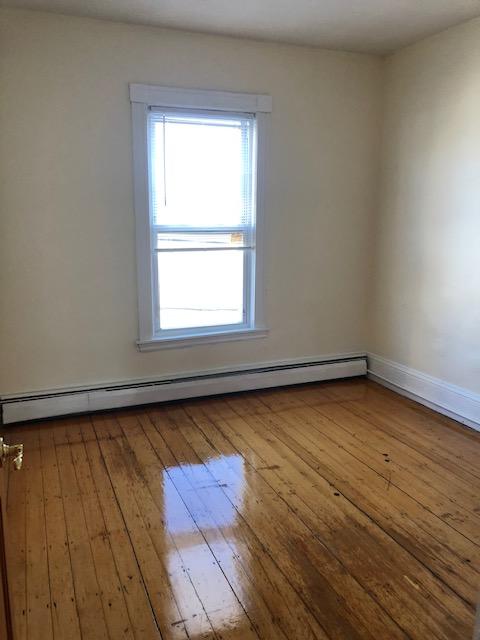 3 bed, 1 bath apartment for rent at 27 Park St Unit 6, Ward Two — photo 12 of 15