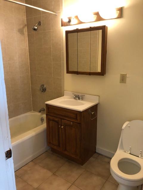 3 bed, 1 bath apartment for rent at 27 Park St Unit 6, Ward Two