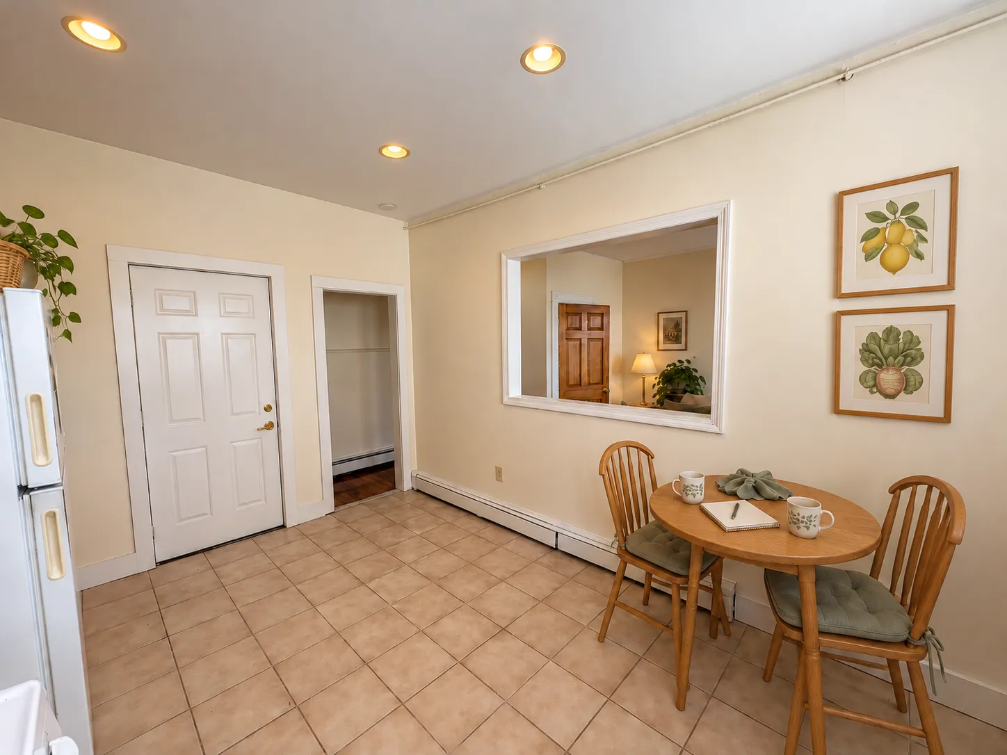 2 bed, 1 bath apartment for rent at 27 Park St Unit 6, Ward Two — photo 9 of 30