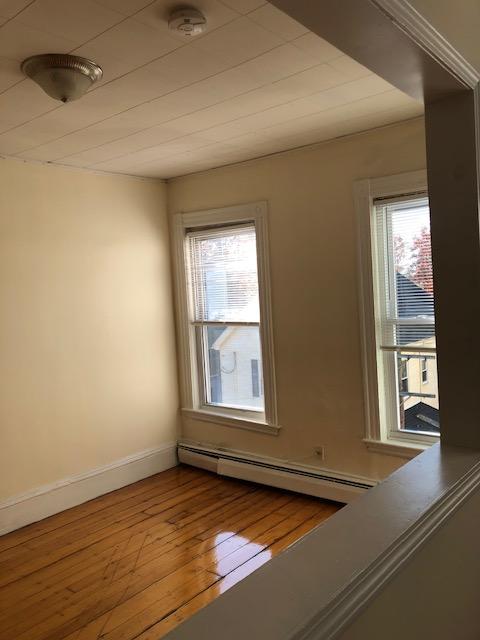 3 bed, 1 bath apartment for rent at 27 Park St Unit 6, Ward Two — photo 4 of 15