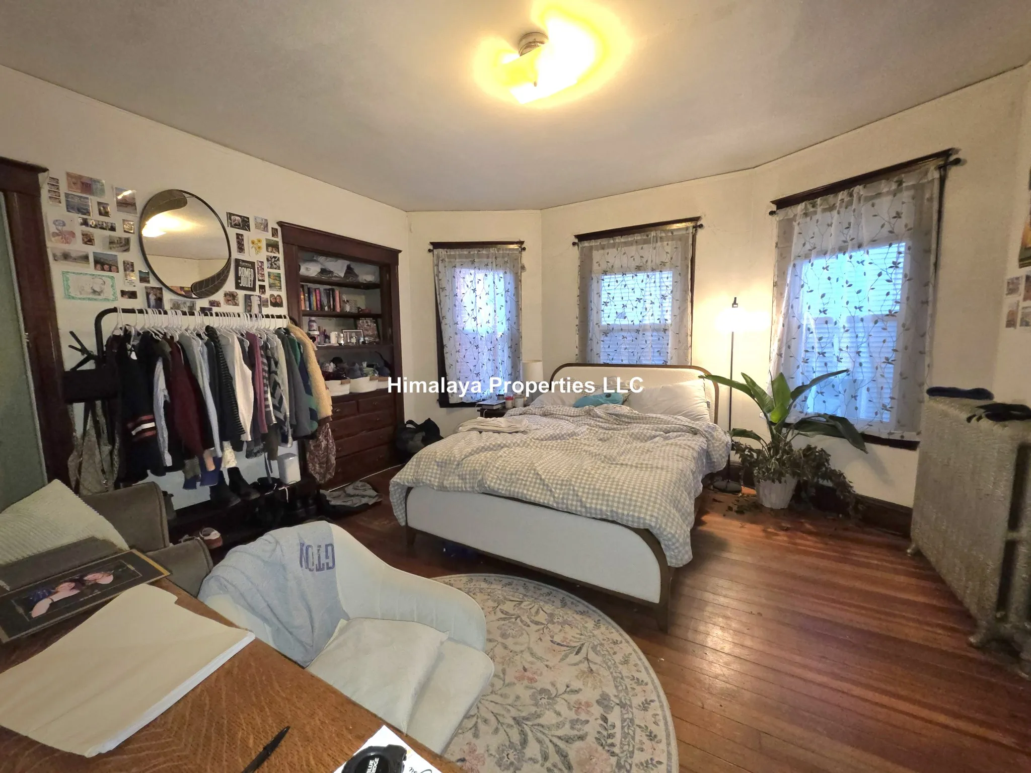 4 bed, 1 bath apartment for rent at 27 Parker Hill Ave Unit 1, Mission Hill — photo 3 of 8