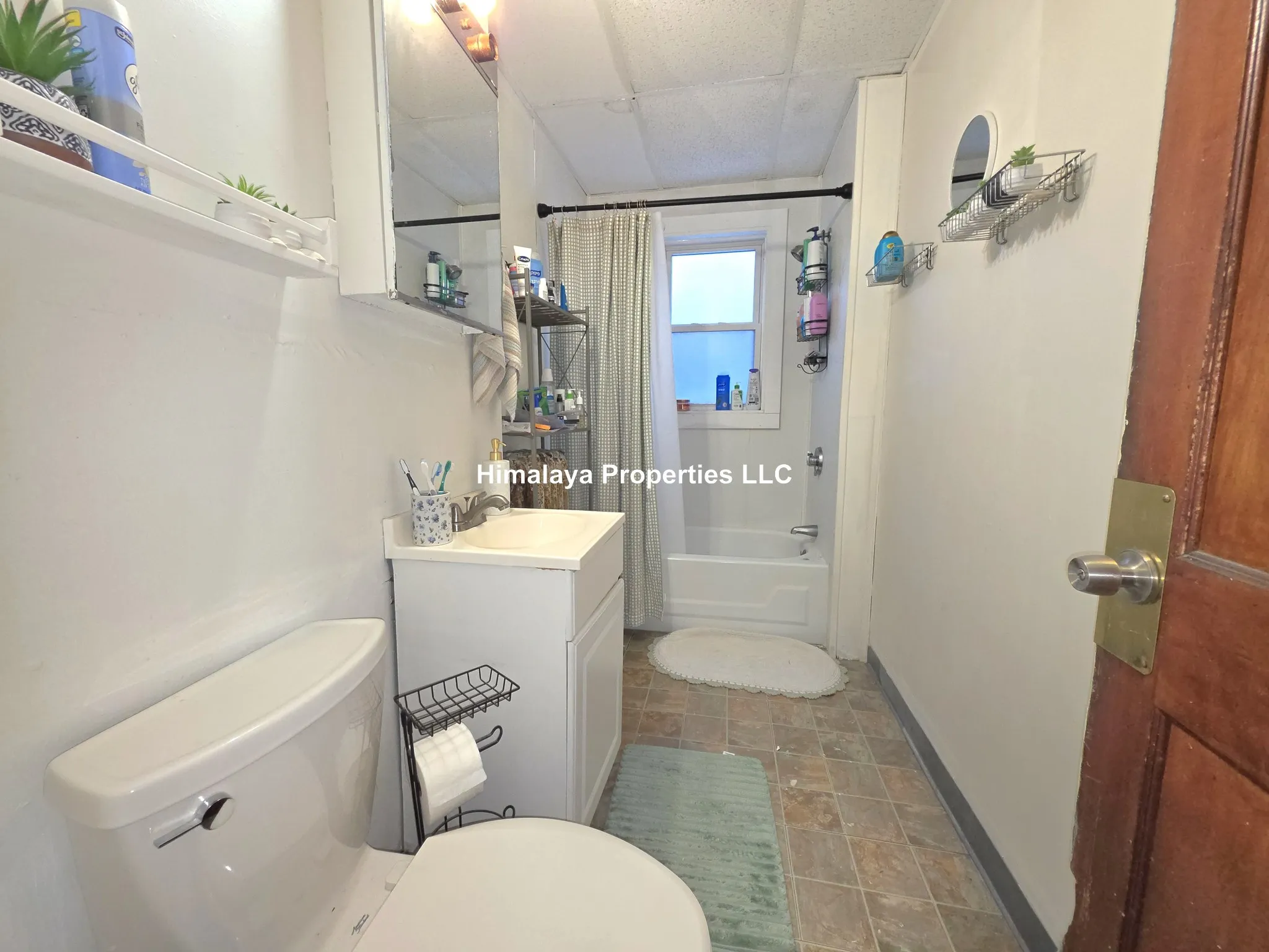 4 bed, 1 bath apartment for rent at 27 Parker Hill Ave Unit 1, Mission Hill — photo 7 of 8