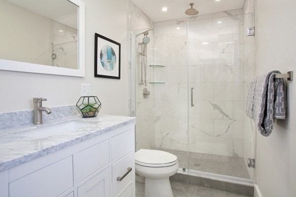 3 bed, 2 bath apartment for rent at 27 Parkton Rd Unit 3, Jamaica Plain — photo 6 of 7
