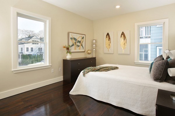 3 bed, 2 bath apartment for rent at 27 Parkton Rd Unit 3, Jamaica Plain — photo 5 of 7