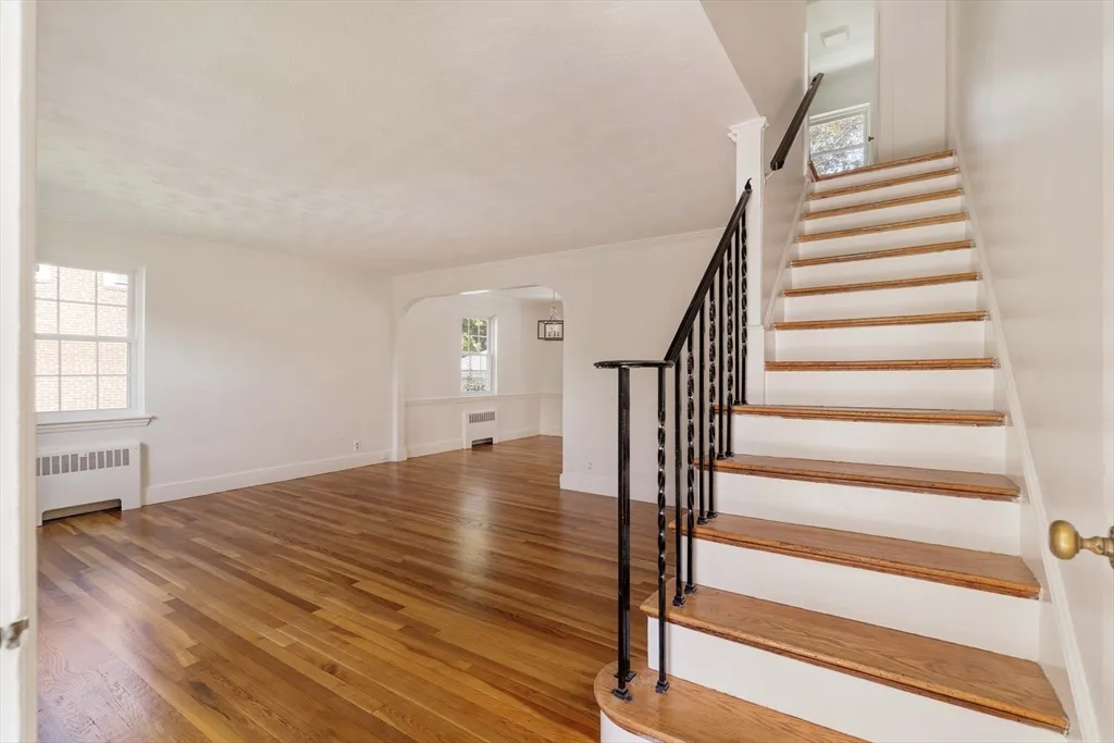 2 bed, 1 bath apartment for rent at 27 Payne Rd Unit 1, Newton Highlands — photo 10 of 18