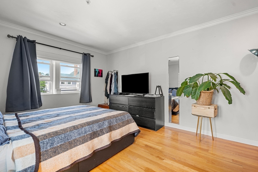 3 bed, 2 bath apartment for rent at 27 Phillips Unit 27, Wollaston — photo 11 of 31